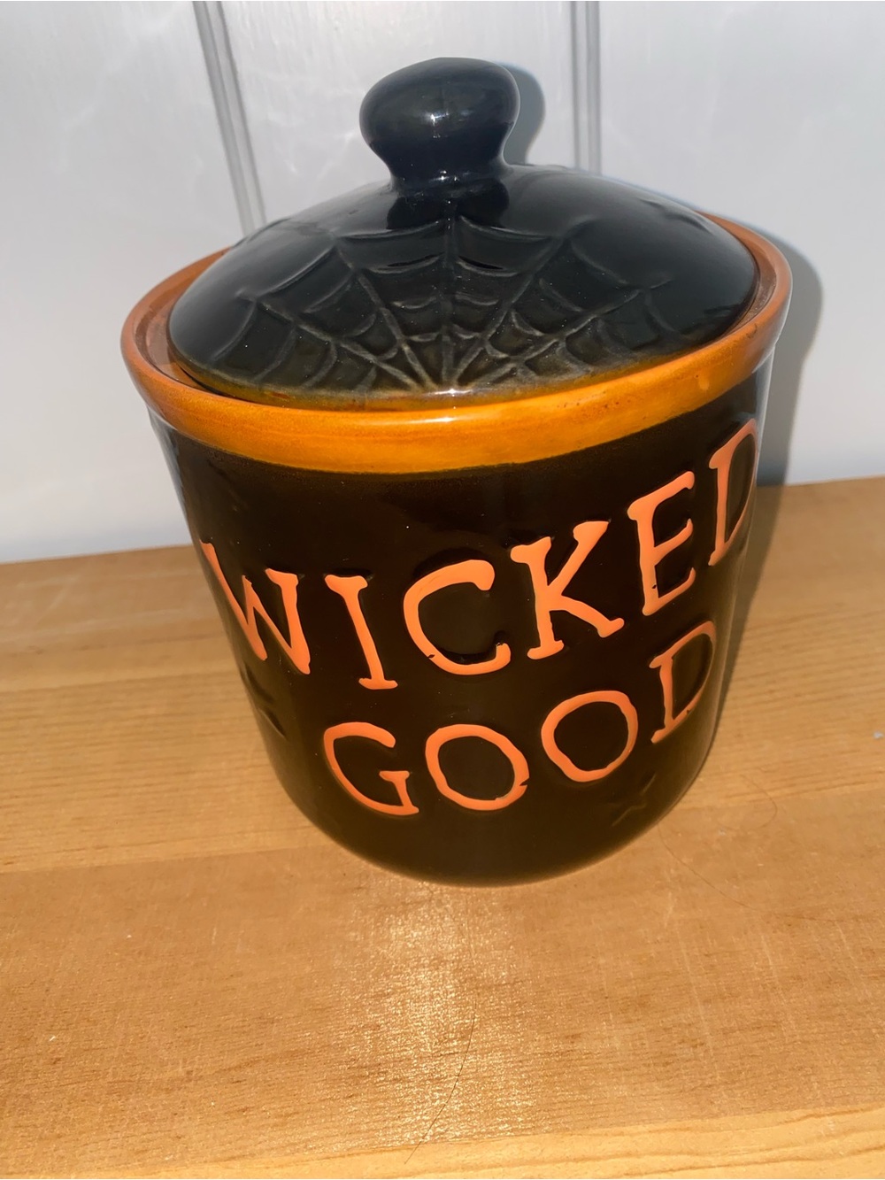 Yankee Candle Halloween Decoration Jar, vintage 2016, wicked good, orange, black